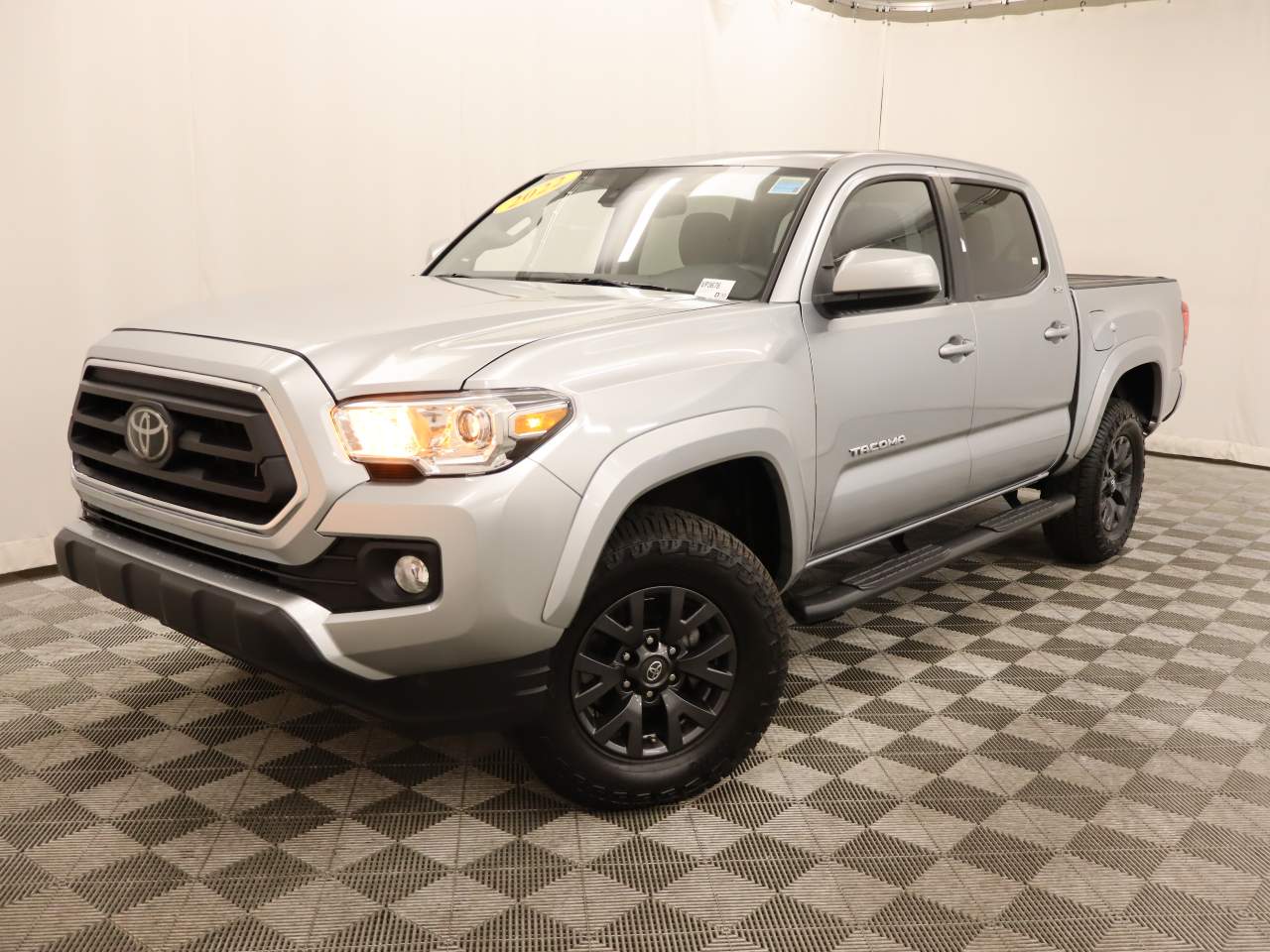 2022 Toyota Tacoma SR5 V6 Crew Cab