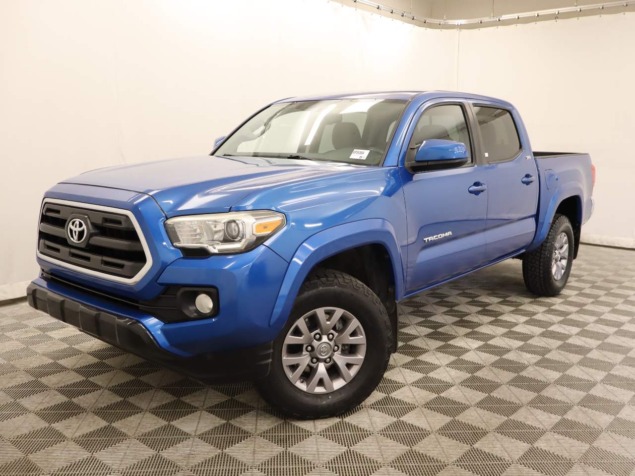 2016 Toyota Tacoma Double Cab V6 SR5