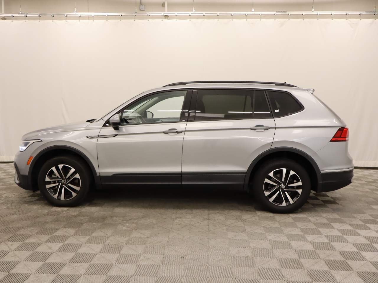 2022 Volkswagen Tiguan S