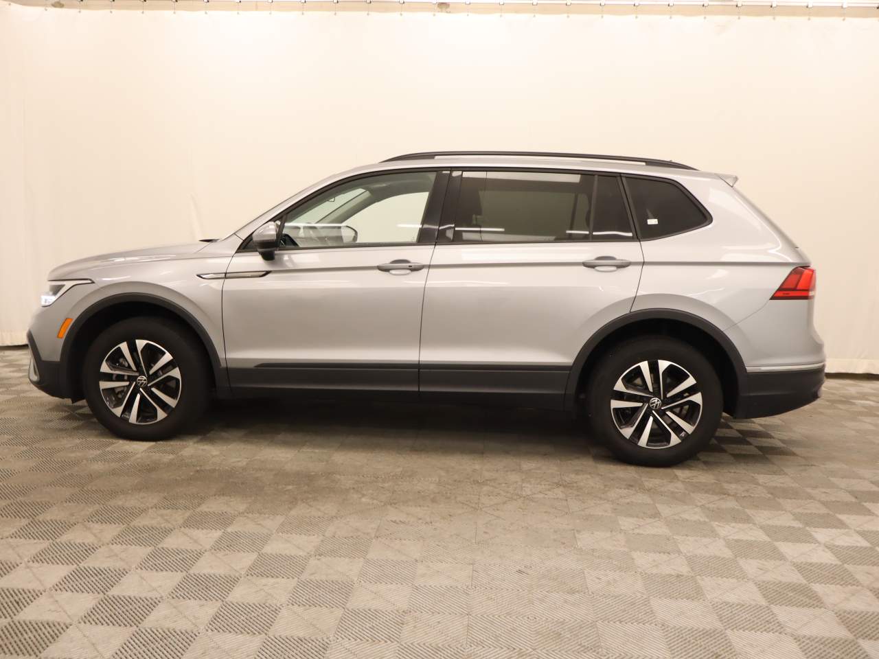 2022 Volkswagen Tiguan S