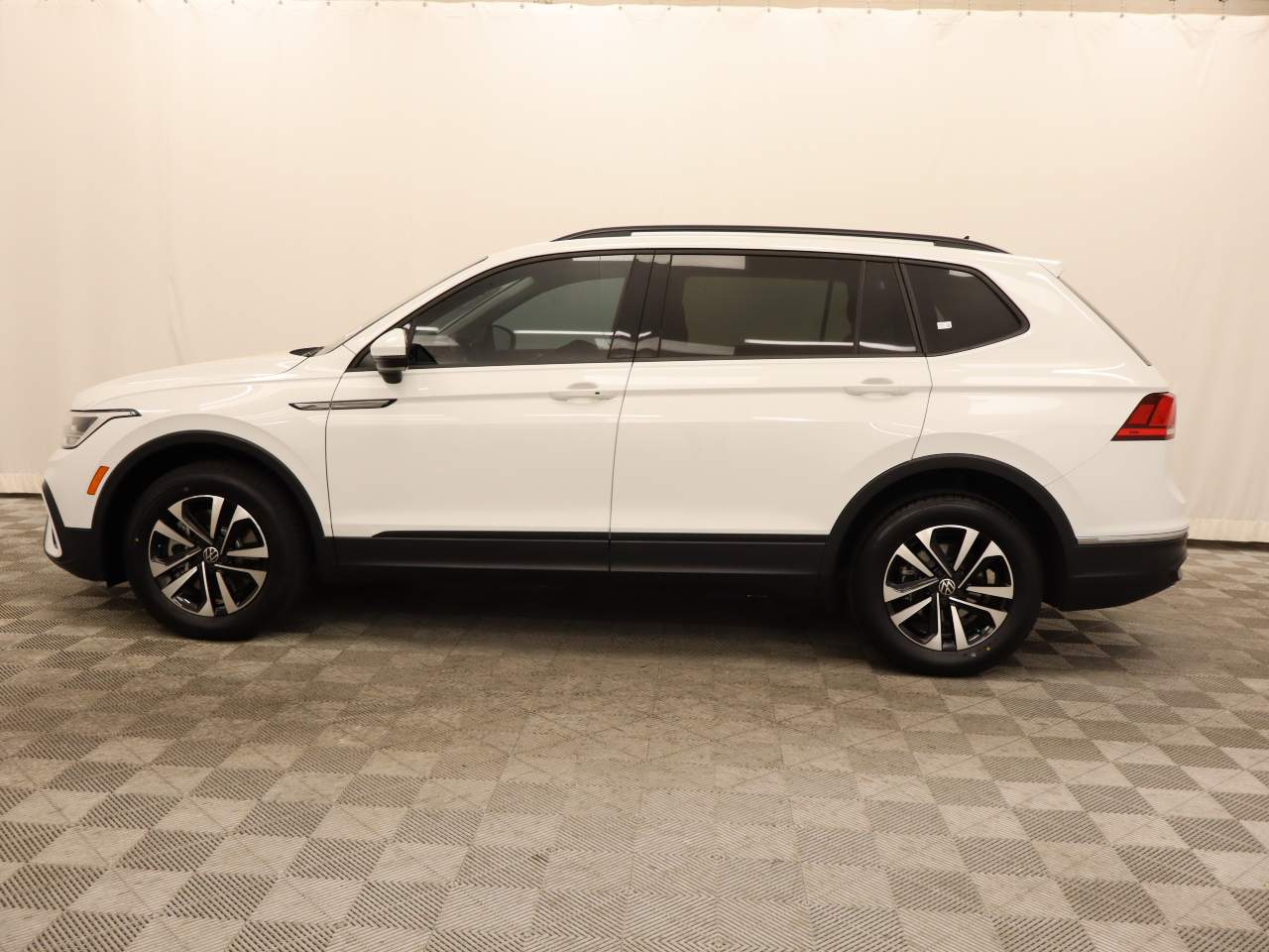 2022 Volkswagen Tiguan S