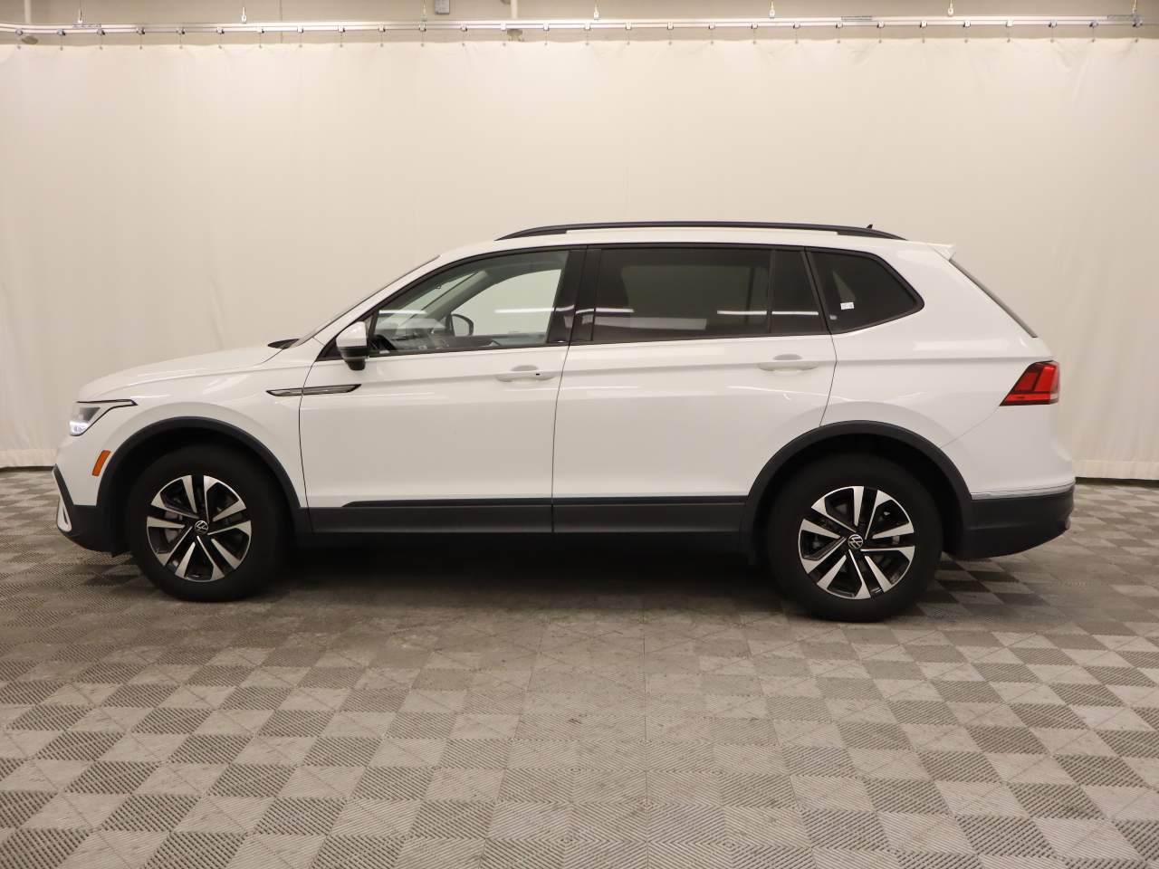 2022 Volkswagen Tiguan S