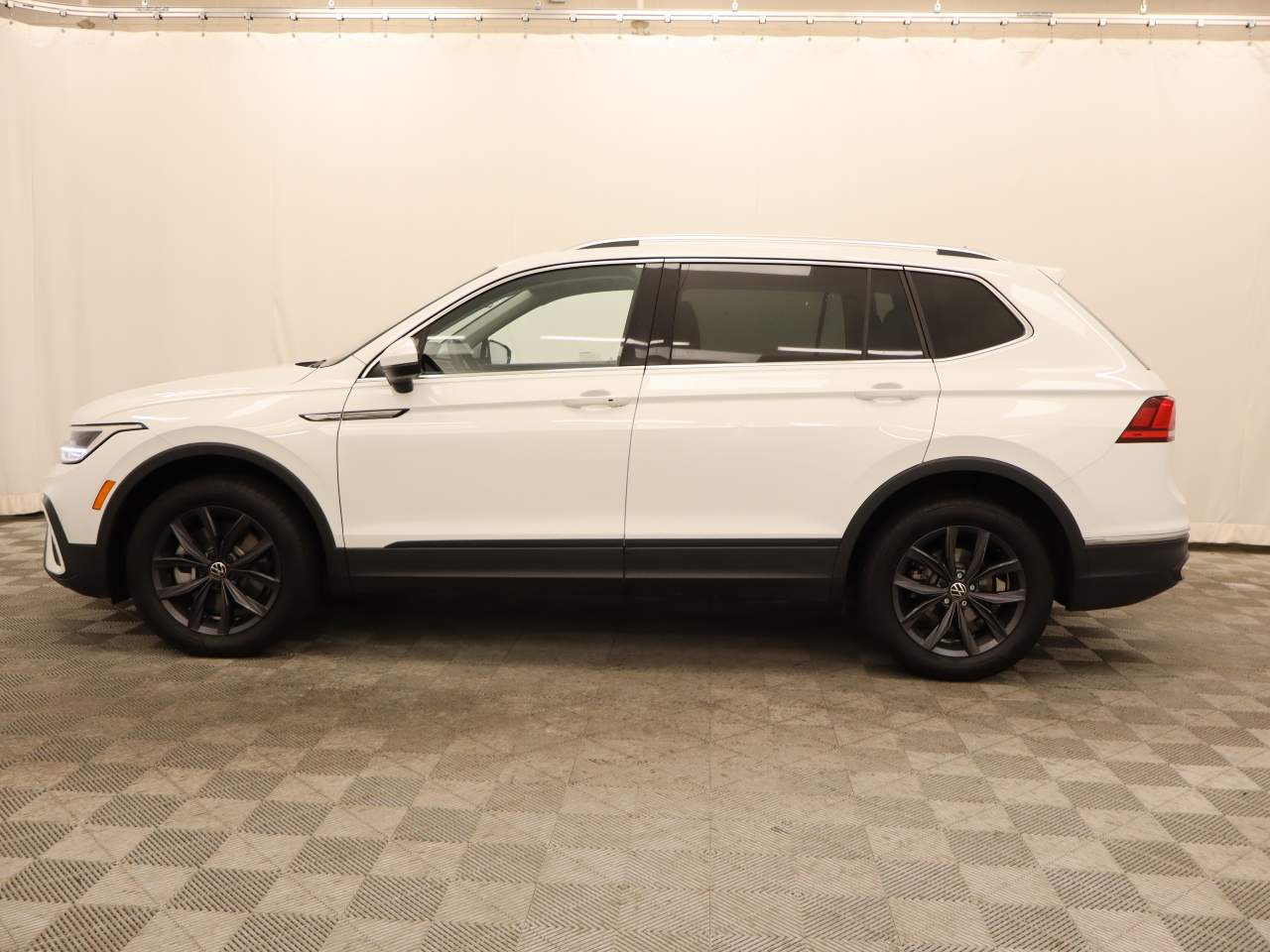 2024 Volkswagen Tiguan SE 4Motion