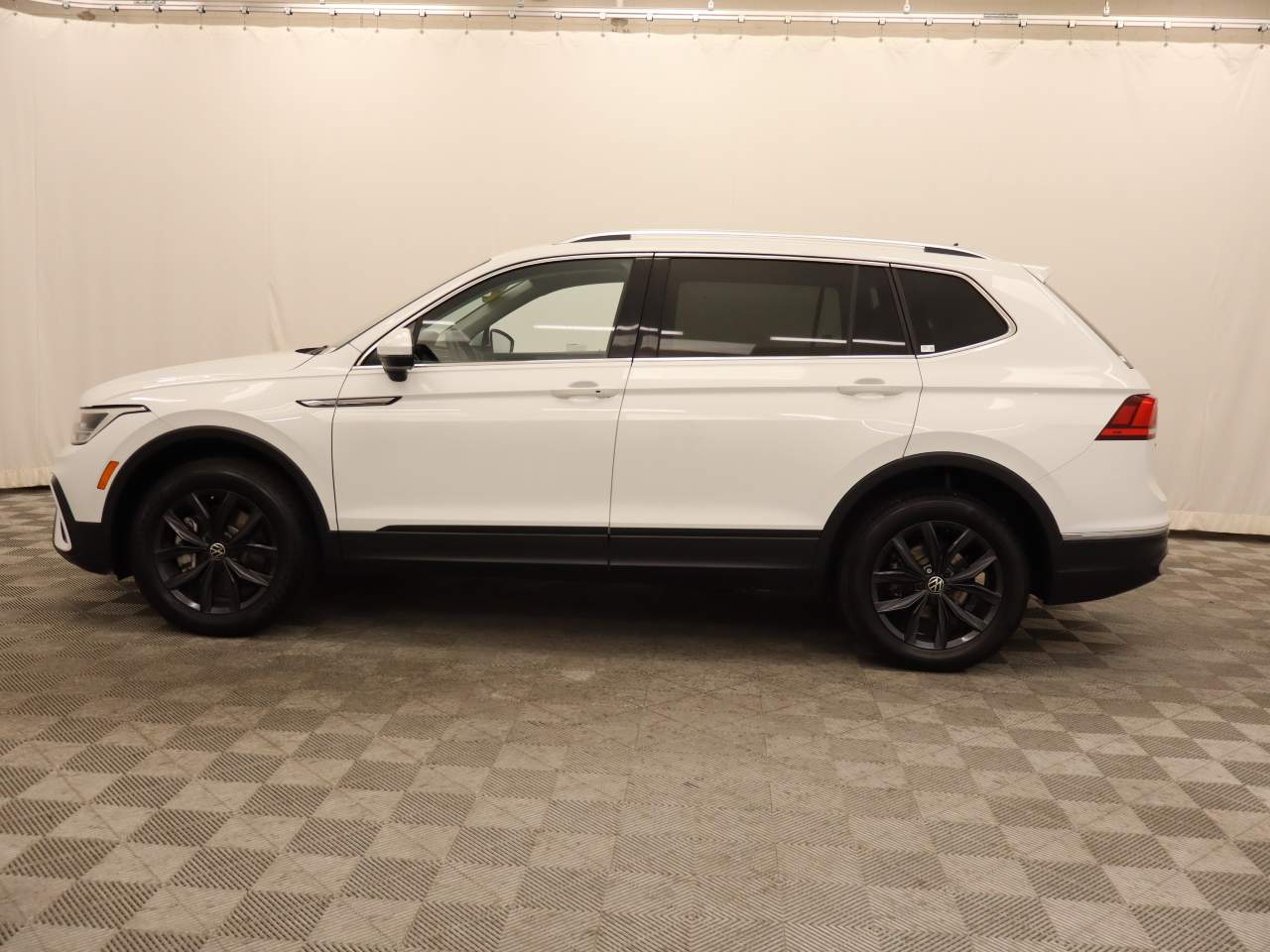 2024 Volkswagen Tiguan SE 4Motion