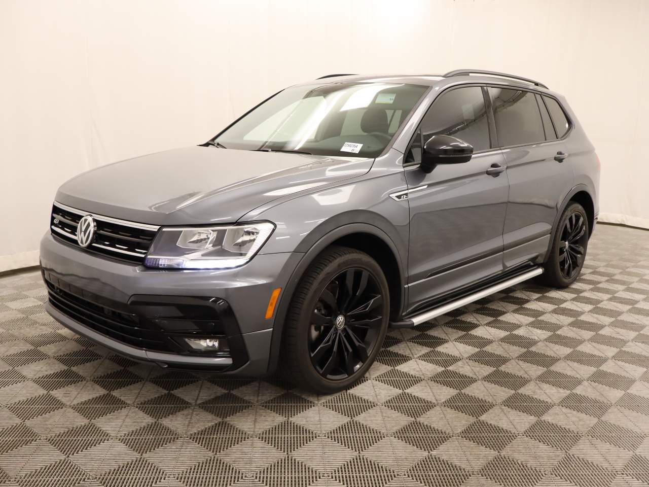 2021 Volkswagen Tiguan SE R-Line Black