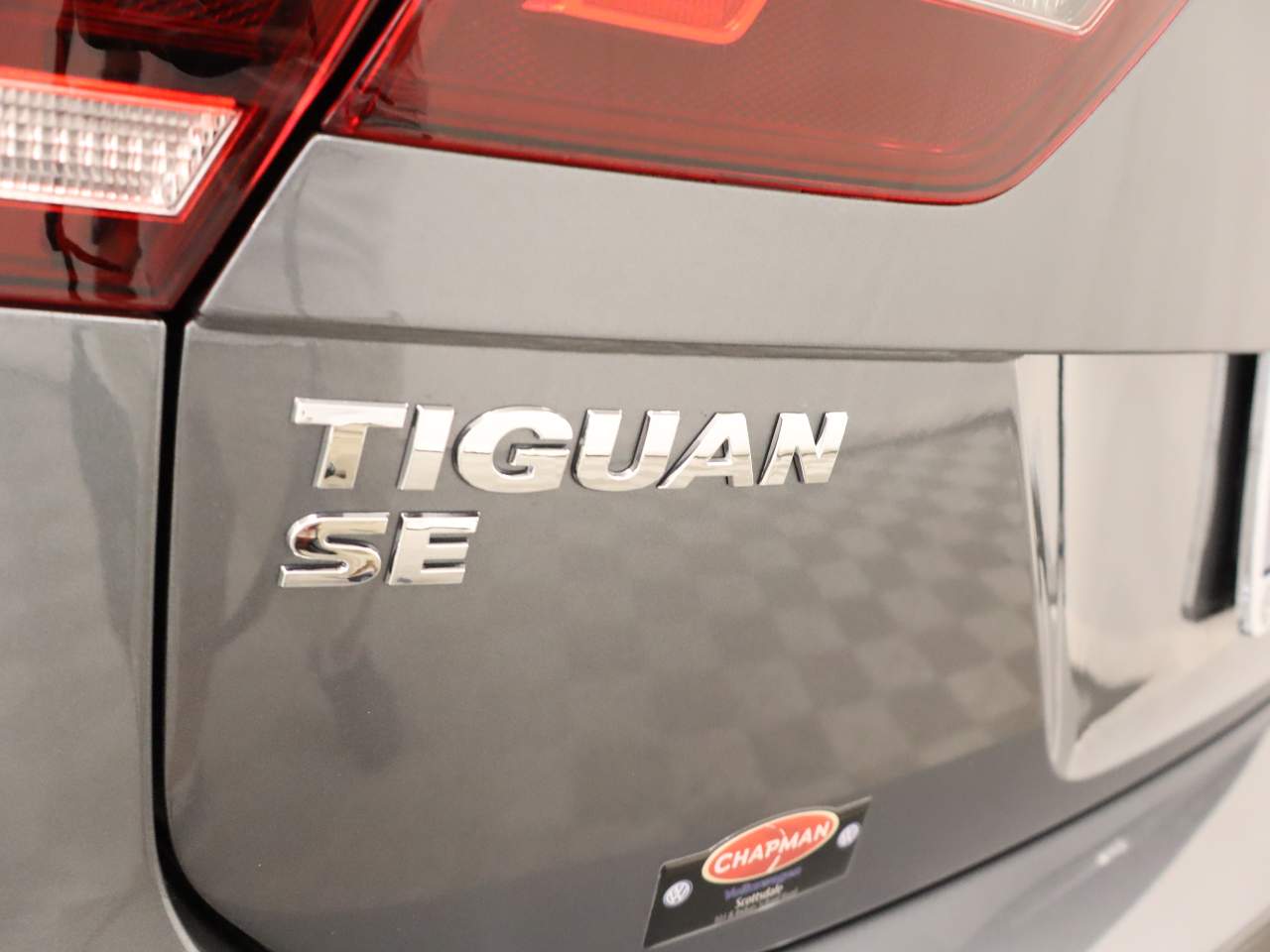 2021 Volkswagen Tiguan SE R-Line Black