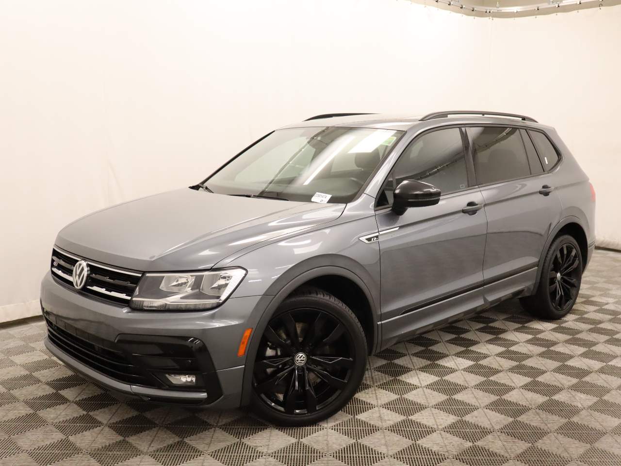 2021 Volkswagen Tiguan SE R-Line Black