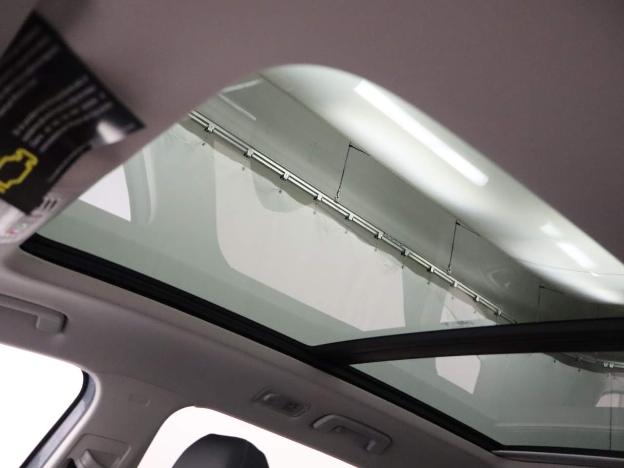 2026 Volkswagen Taos SE Black