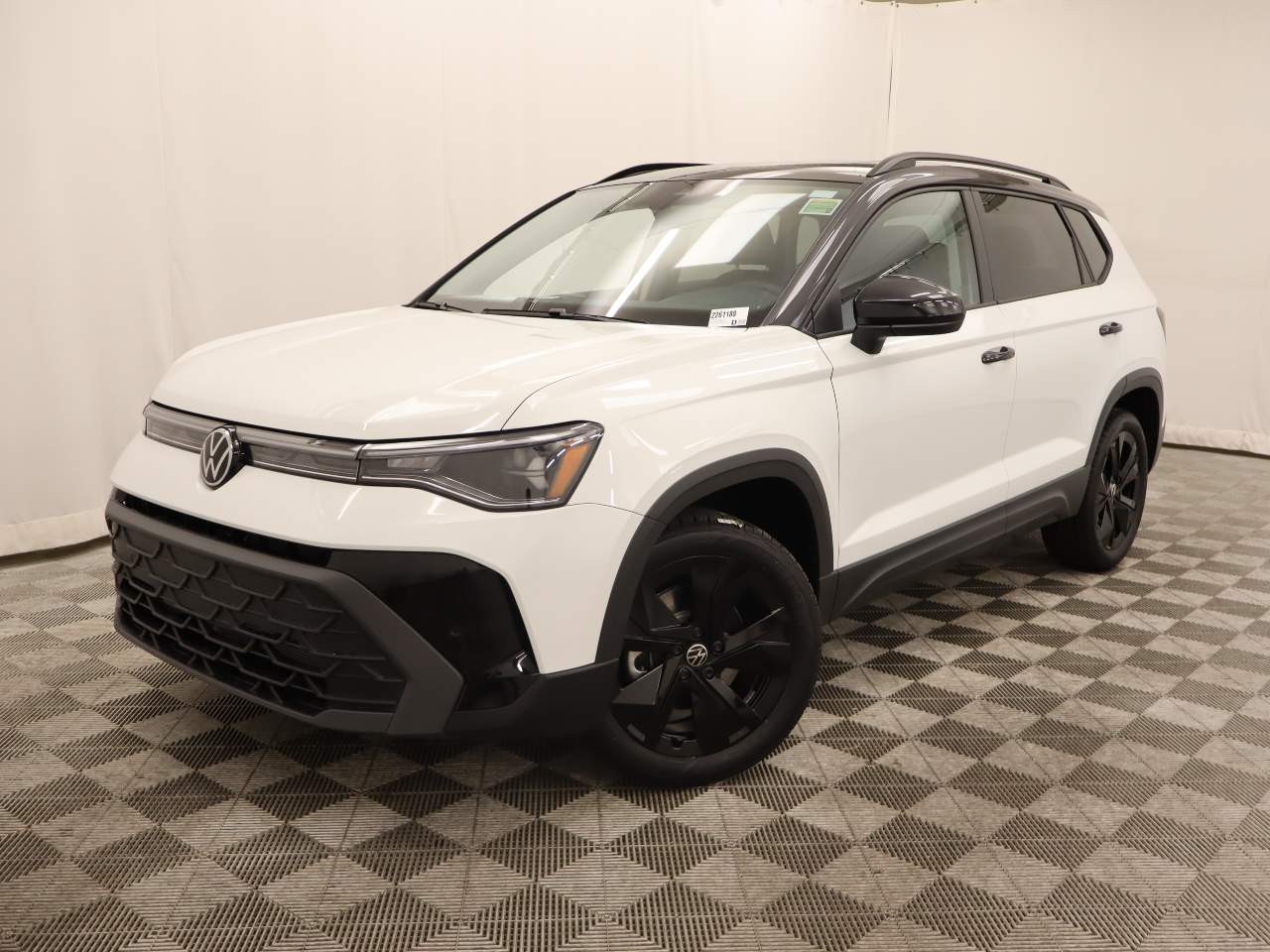 2026 Volkswagen Taos SE Black