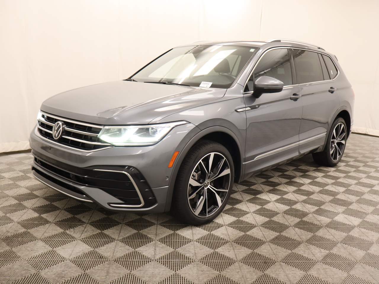 2022 Volkswagen Tiguan SEL R-Line 4Motion