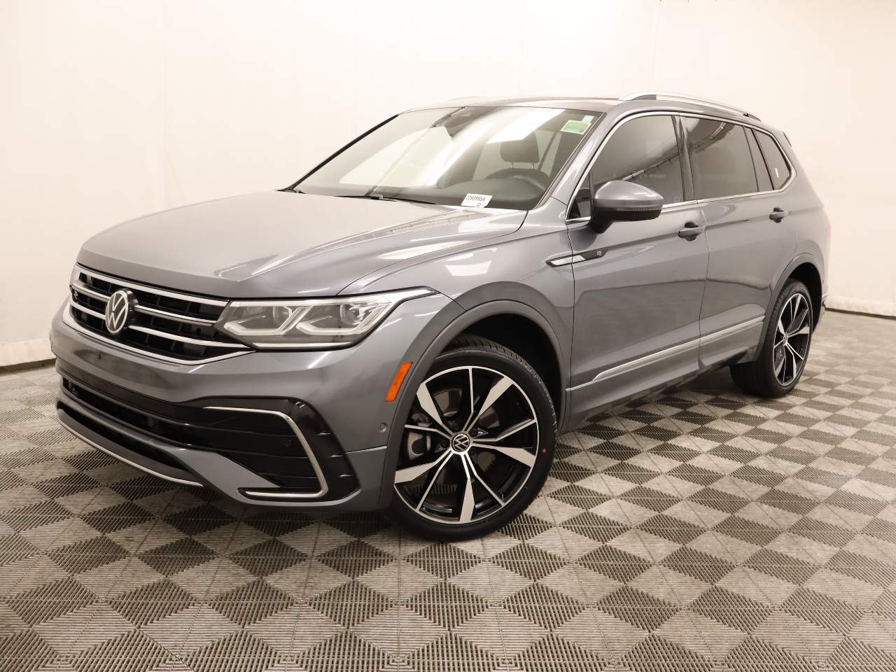 2022 Volkswagen Tiguan SEL R-Line 4Motion