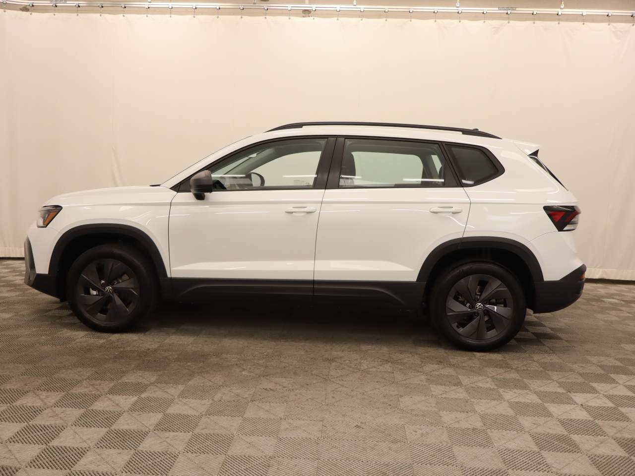 2025 Volkswagen Taos S