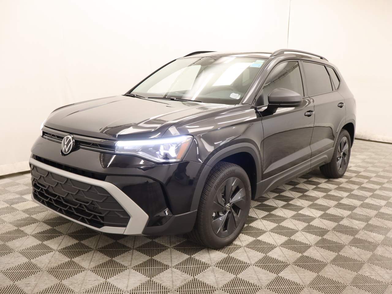 2025 Volkswagen Taos S