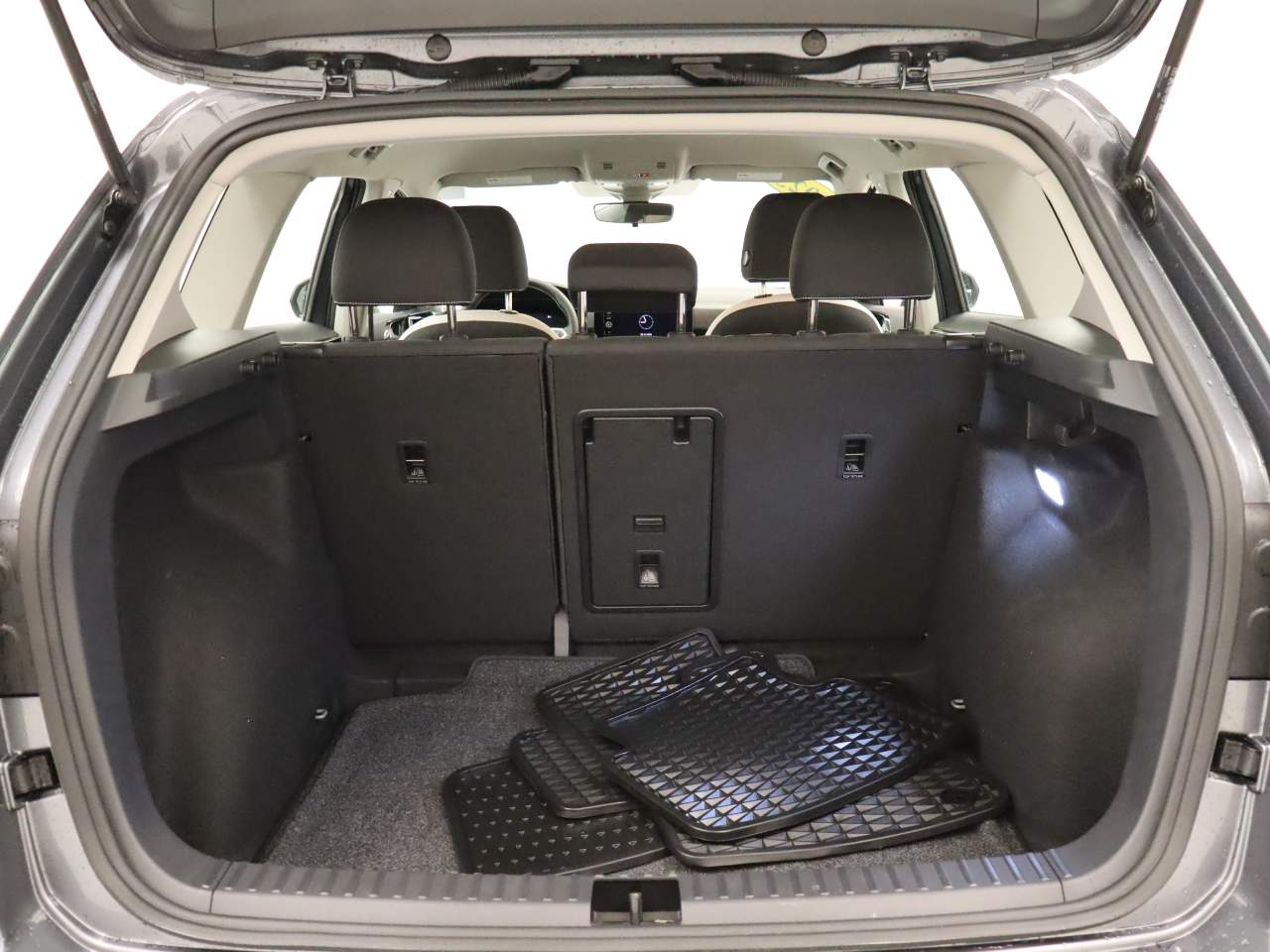 2025 Volkswagen Taos S