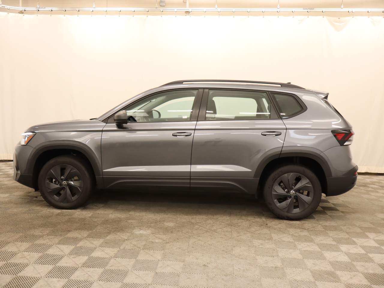2025 Volkswagen Taos S