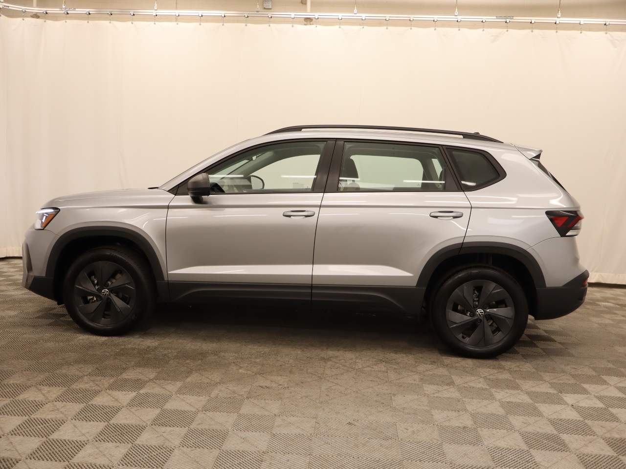 2025 Volkswagen Taos S