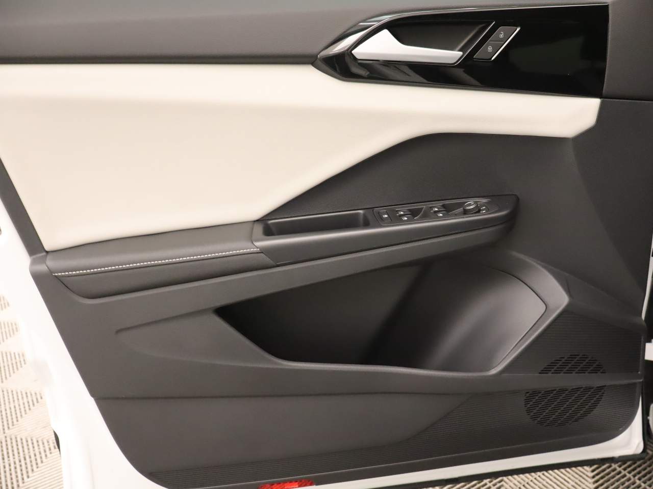2027 Volkswagen Taos S