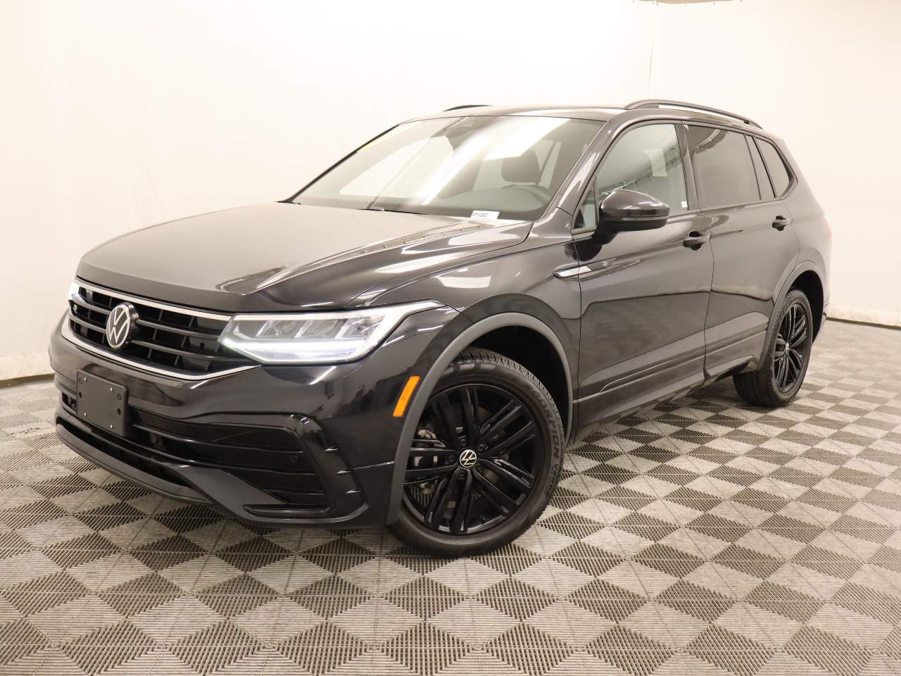 2022 Volkswagen Tiguan SE R-Line Black 4Motion