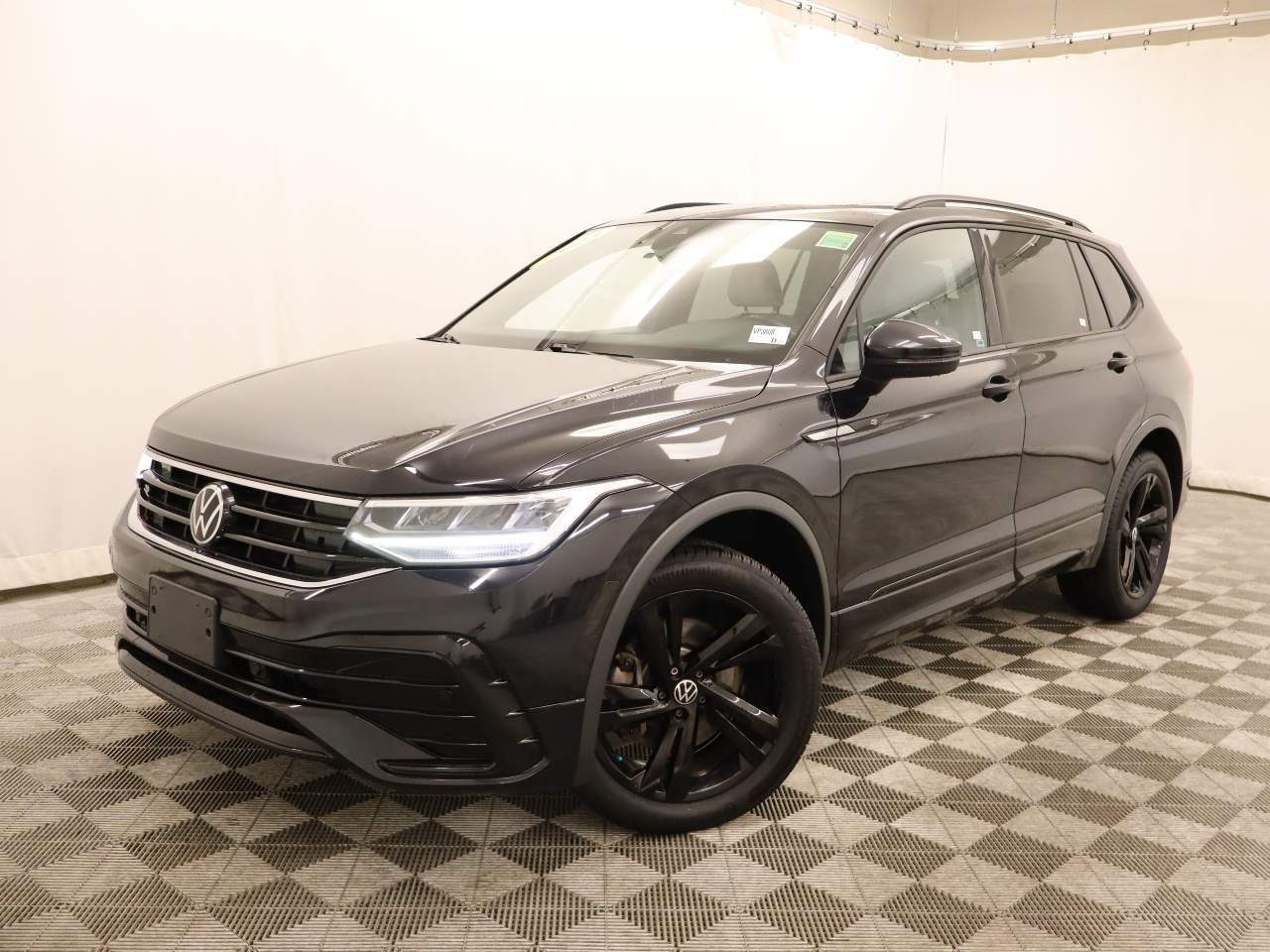 2023 Volkswagen Tiguan SE R-Line Black 4Motion