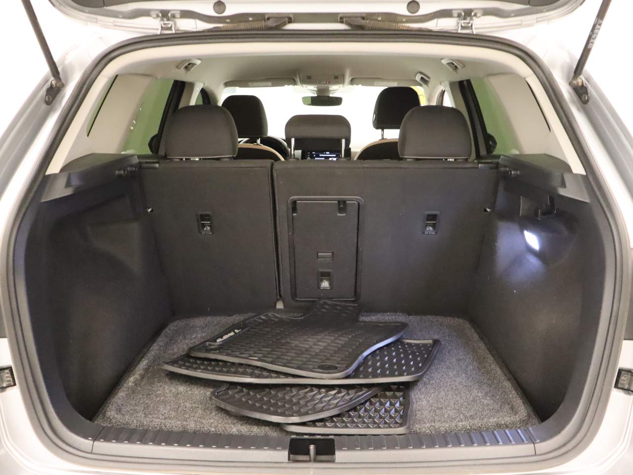 2025 Volkswagen Taos S 4Motion
