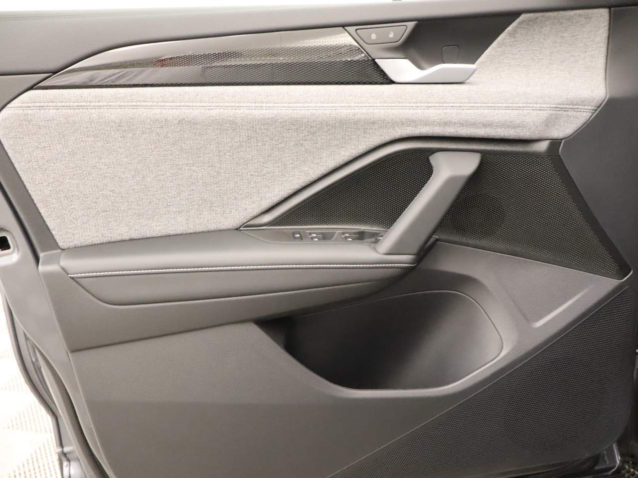 2025 Volkswagen Tiguan S 4Motion