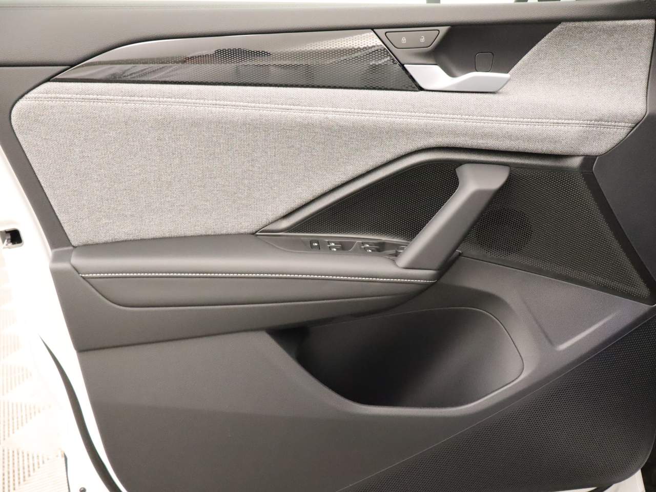 2026 Volkswagen Tiguan S 4Motion