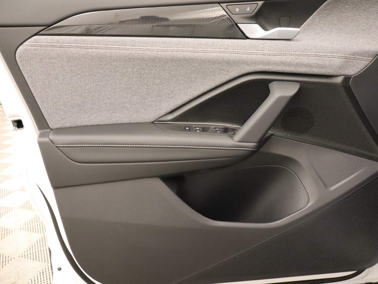 2026 Volkswagen Tiguan S 4Motion