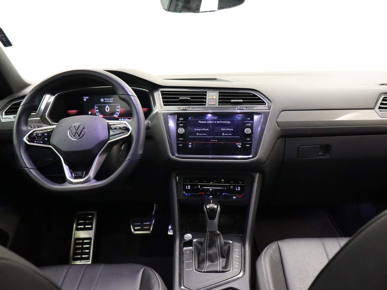 2023 Volkswagen Tiguan SE R-Line Black