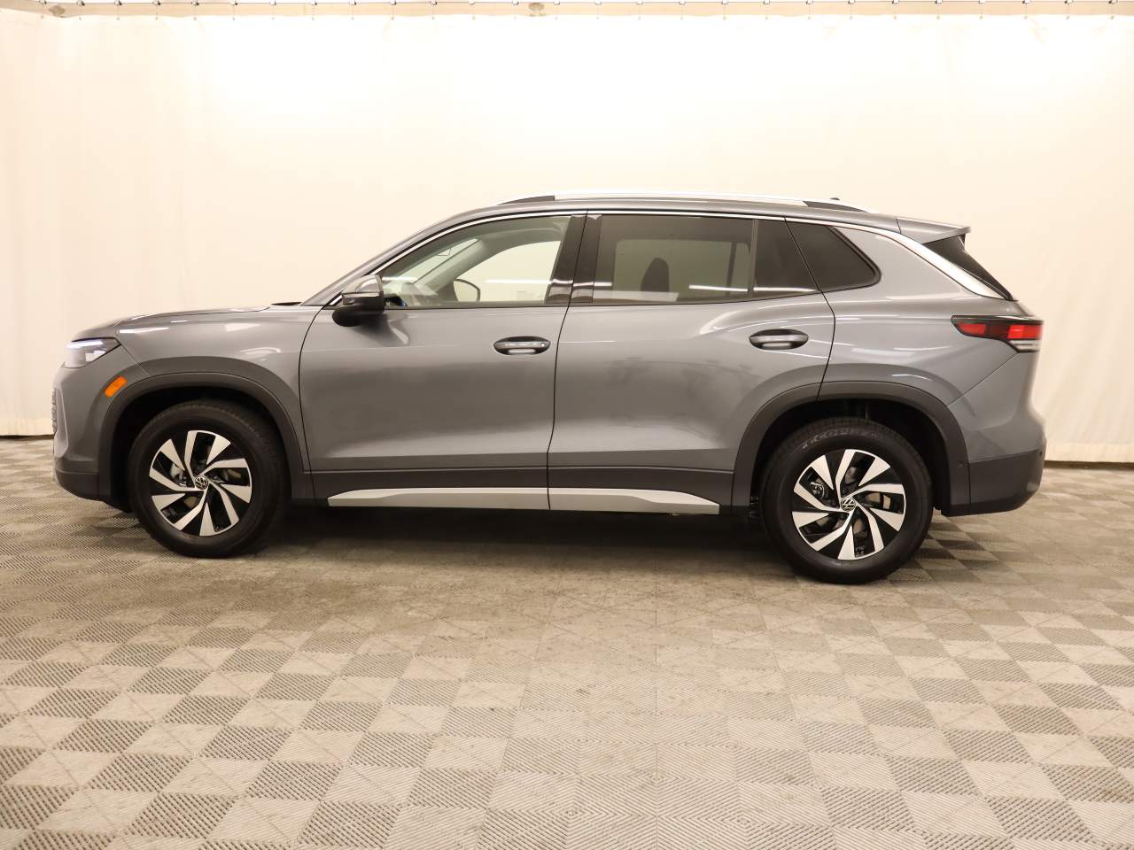 2025 Volkswagen Tiguan S