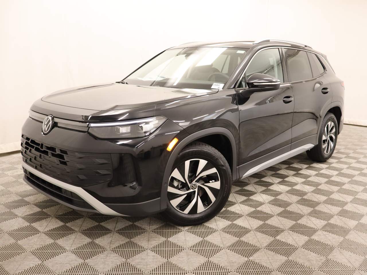 2025 Volkswagen Tiguan S