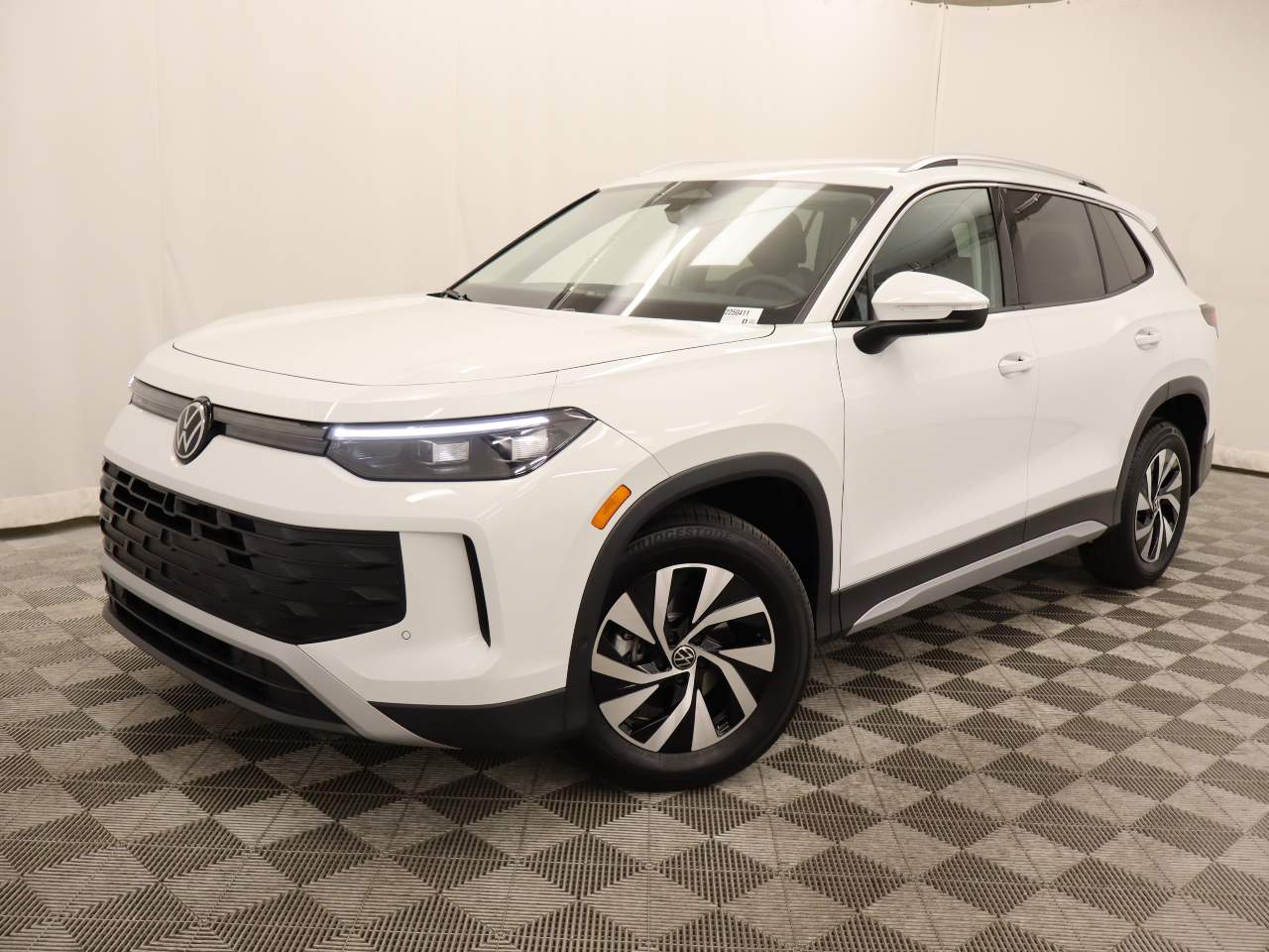 2025 Volkswagen Tiguan S