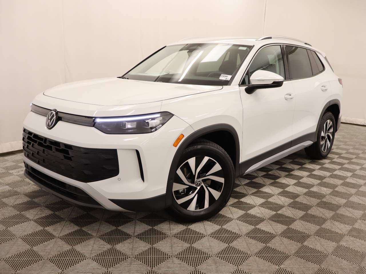 2025 Volkswagen Tiguan S