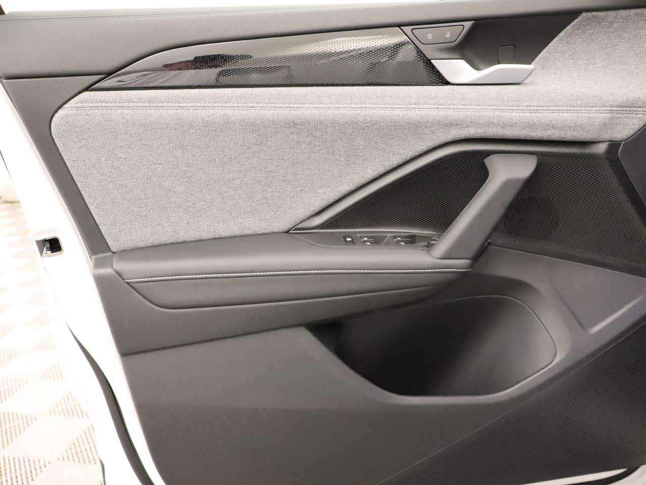 2025 Volkswagen Tiguan S
