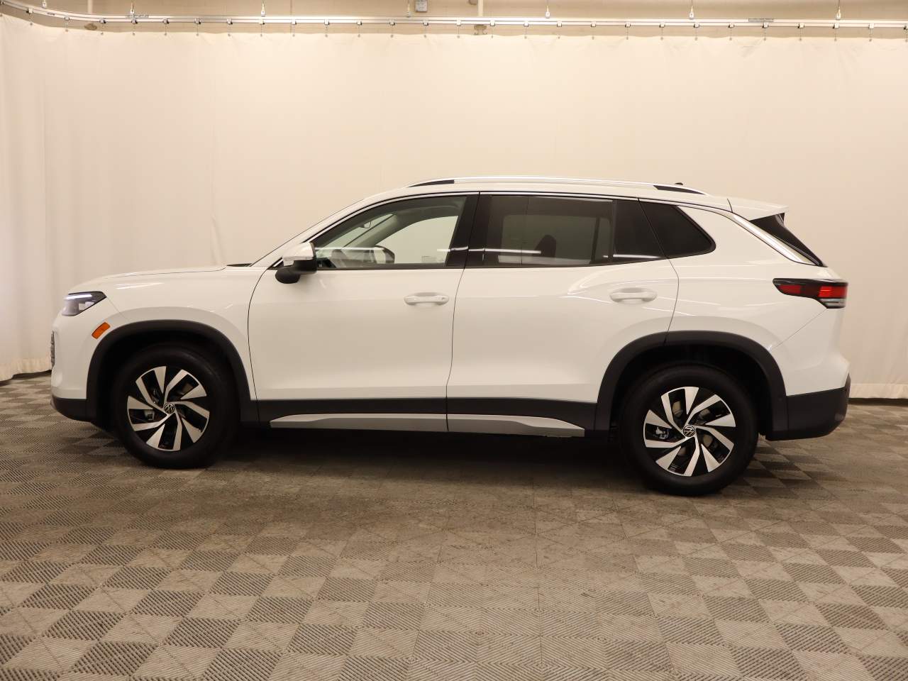 2025 Volkswagen Tiguan S