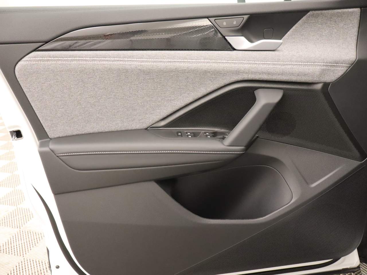 2025 Volkswagen Tiguan S
