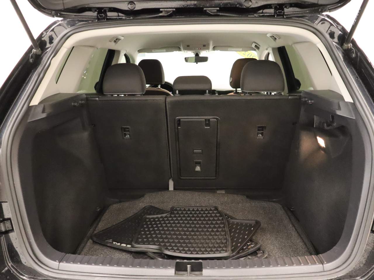 2023 Volkswagen Taos S