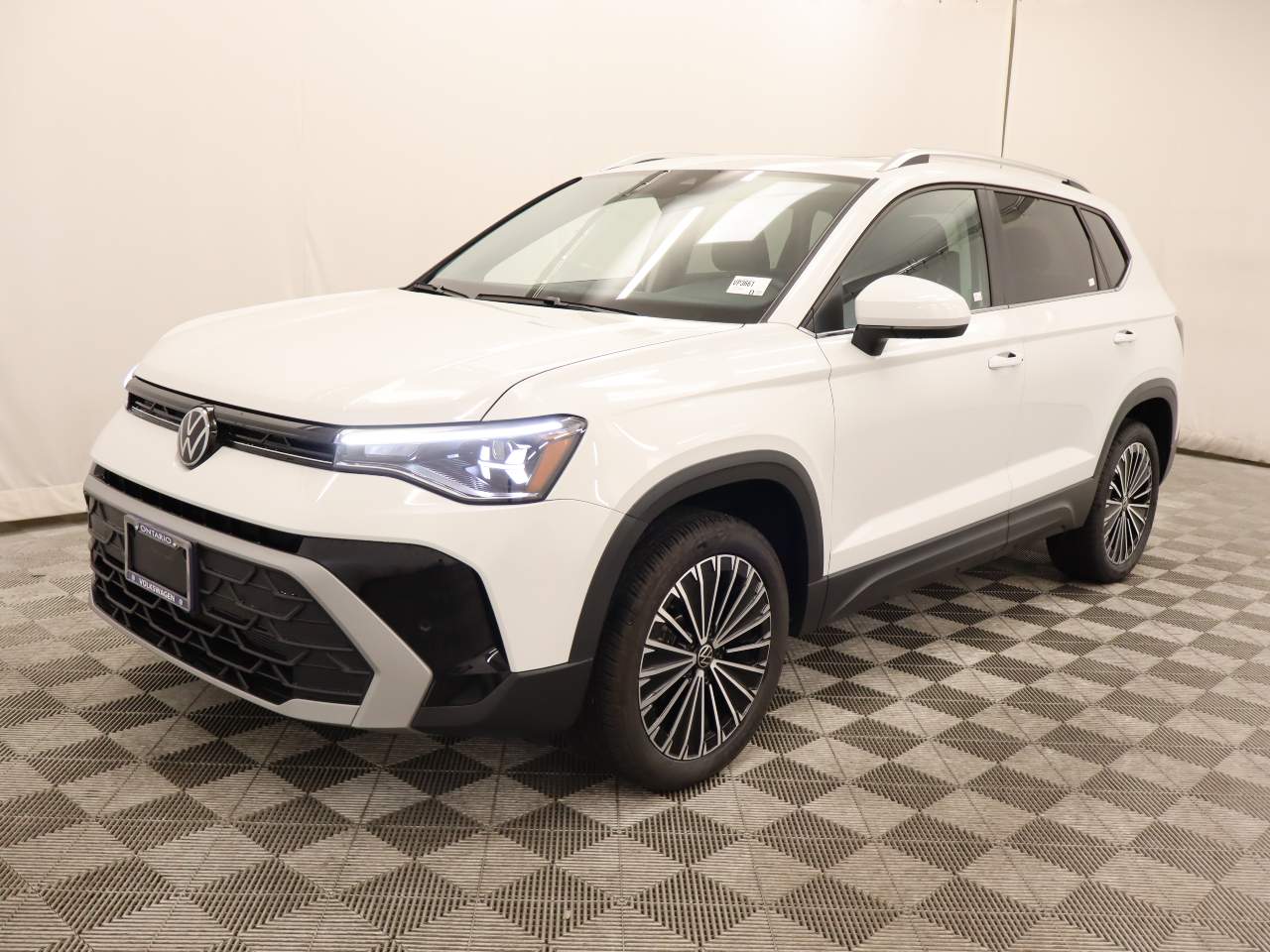 2025 Volkswagen Taos SE