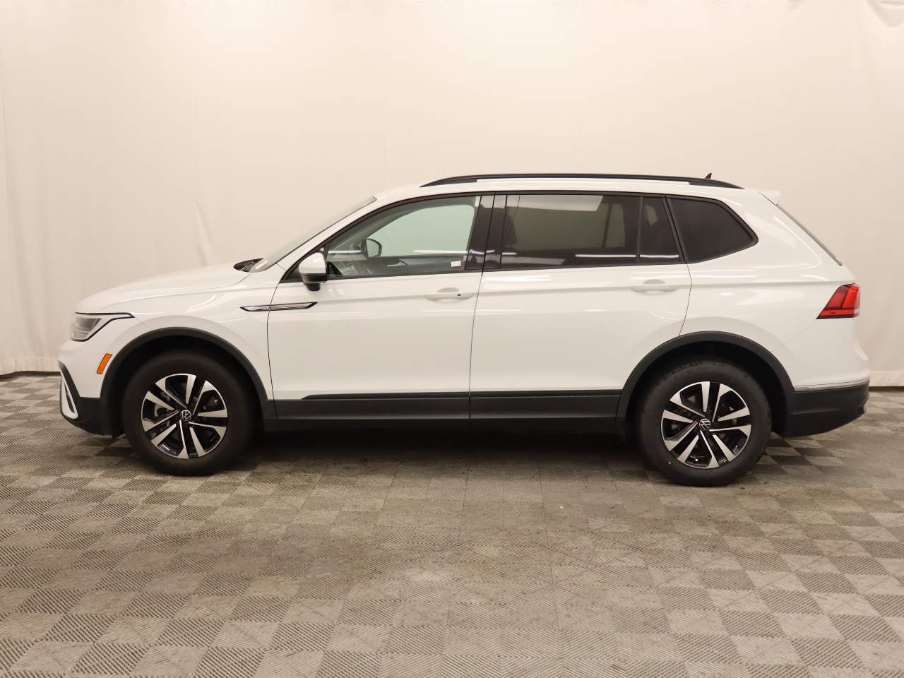 2023 Volkswagen Tiguan S 4Motion
