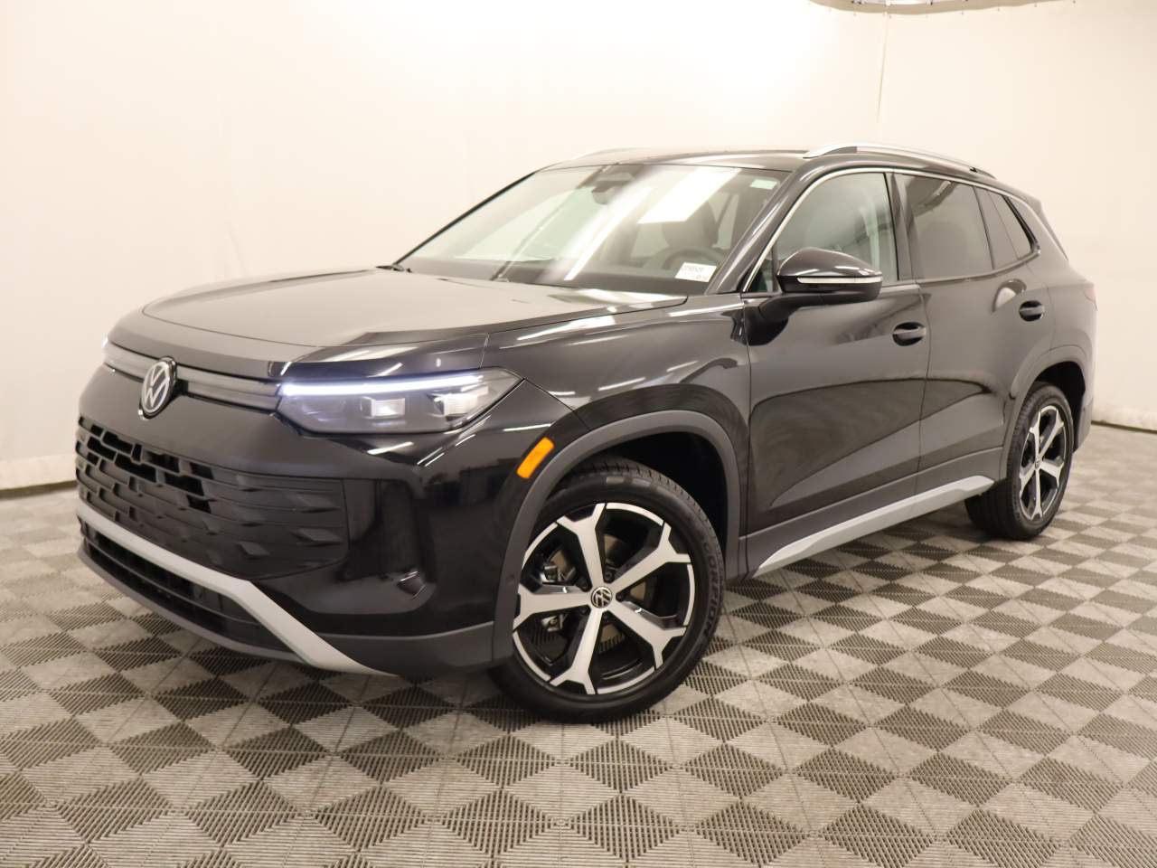 2025 Volkswagen Tiguan SE