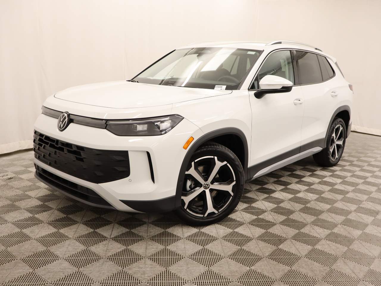 2025 Volkswagen Tiguan SE