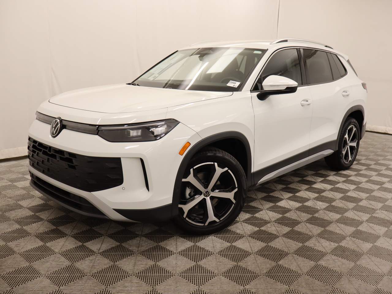 2025 Volkswagen Tiguan SE