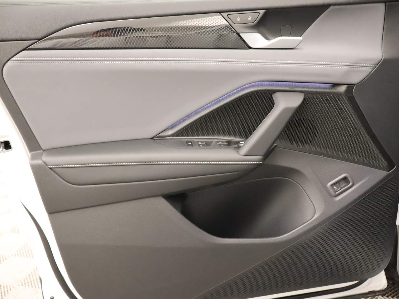2025 Volkswagen Tiguan SE