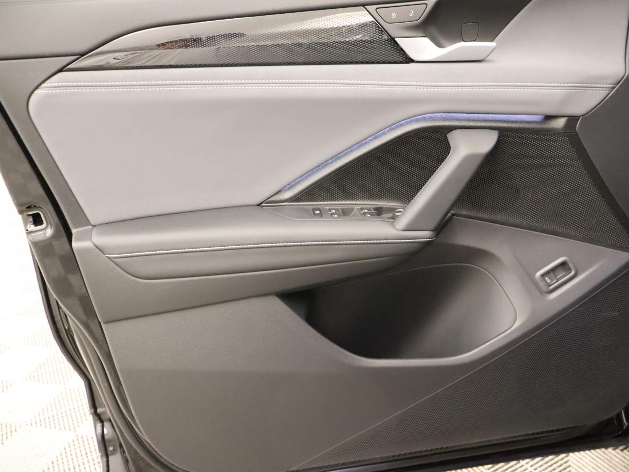 2025 Volkswagen Tiguan SE