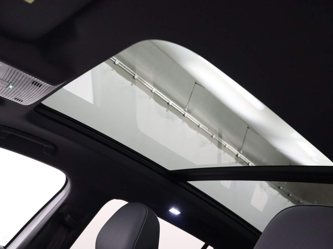 2025 Volkswagen Tiguan SE R-Line Black 4Motion