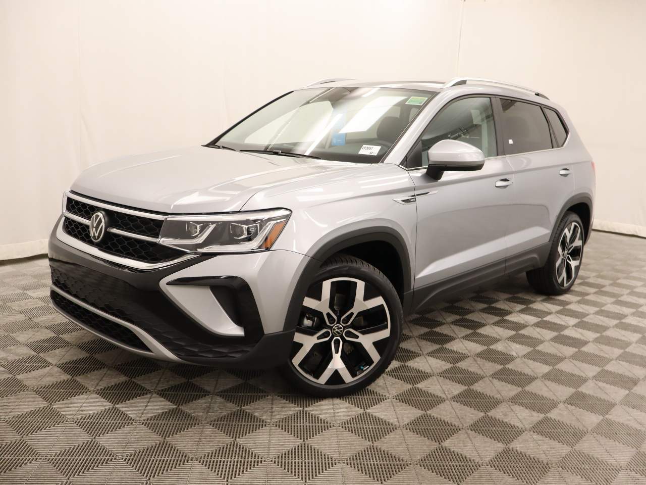 2022 Volkswagen Taos SEL 4Motion