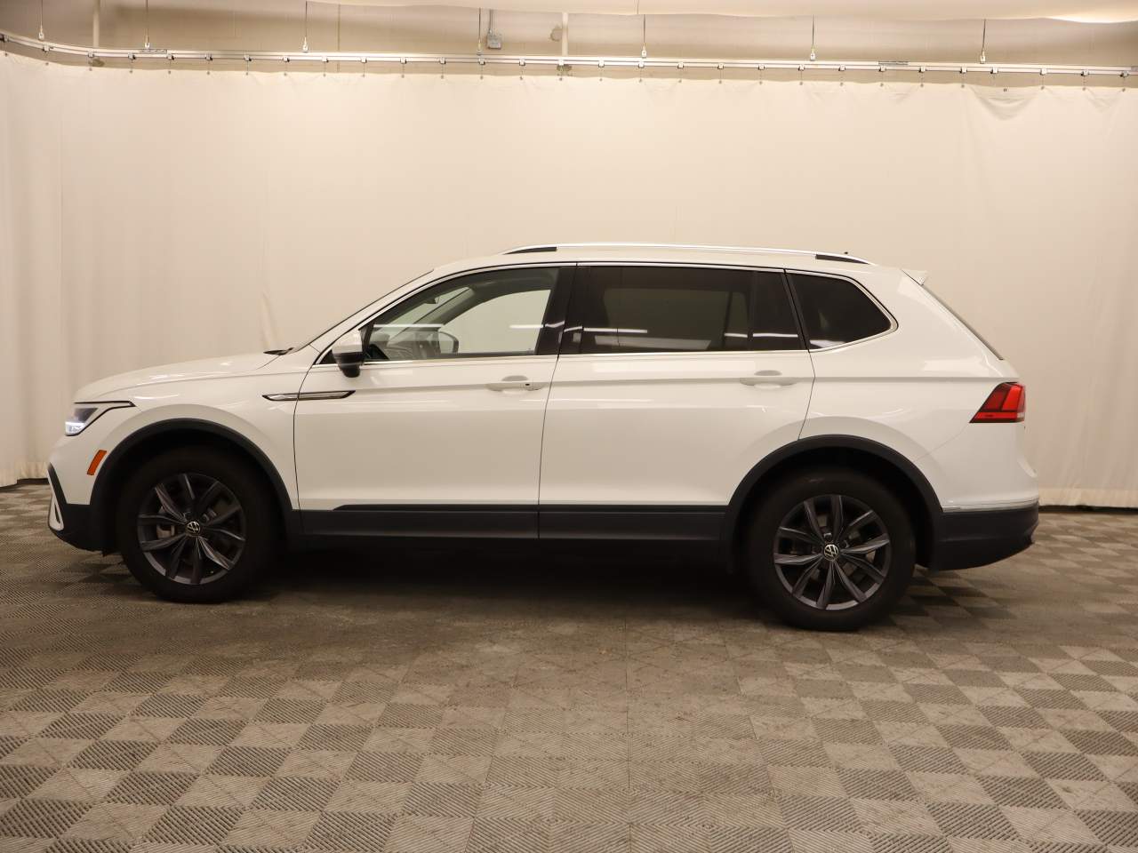 2023 Volkswagen Tiguan SE 4Motion