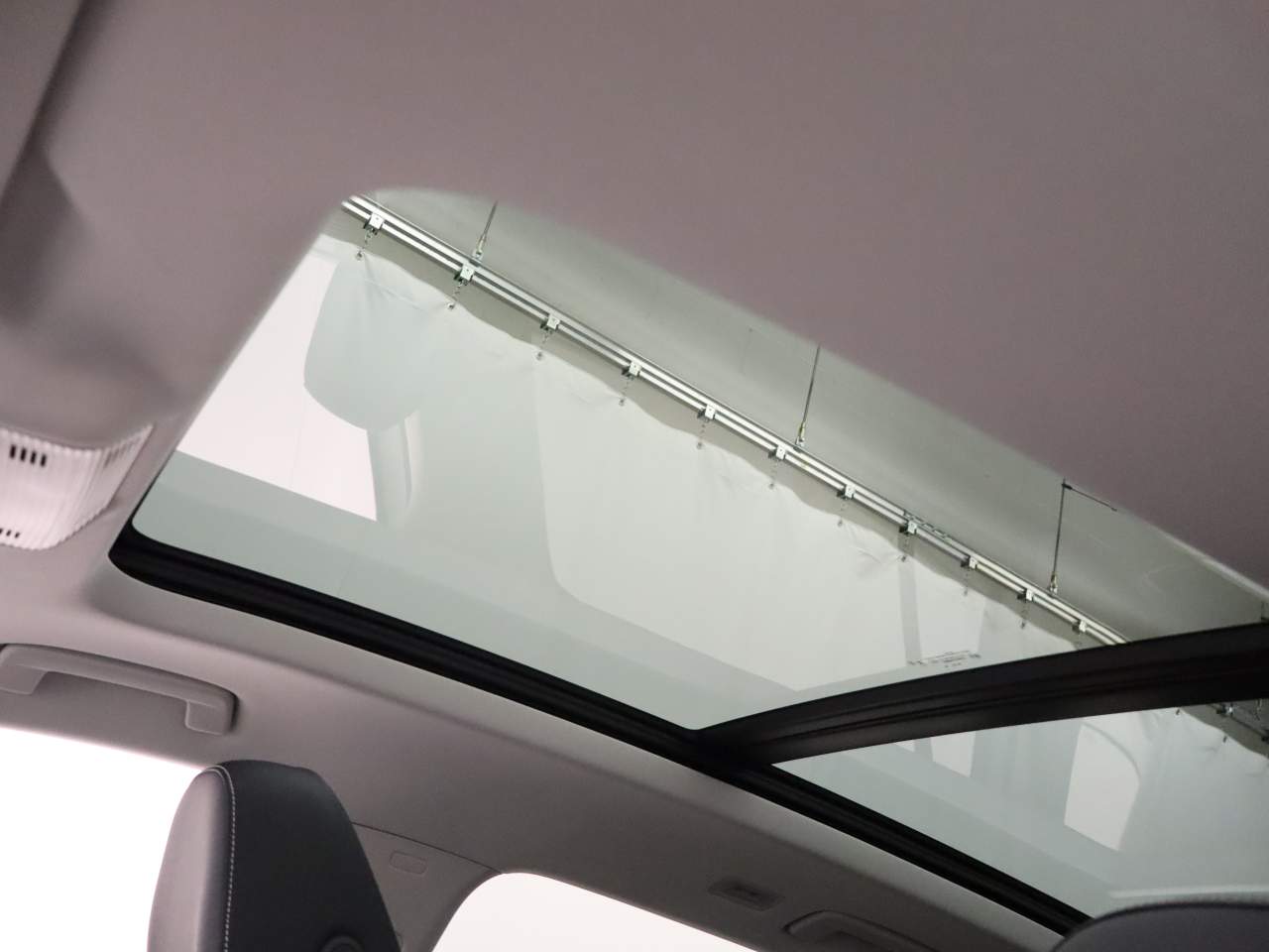 2026 Volkswagen Tiguan SE 4Motion