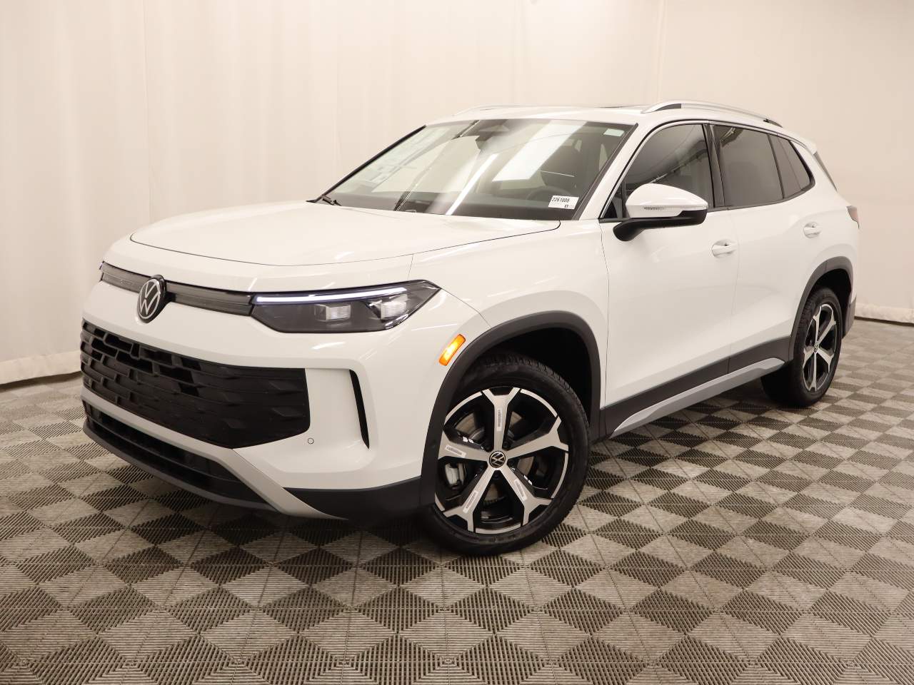 2026 Volkswagen Tiguan SE 4Motion