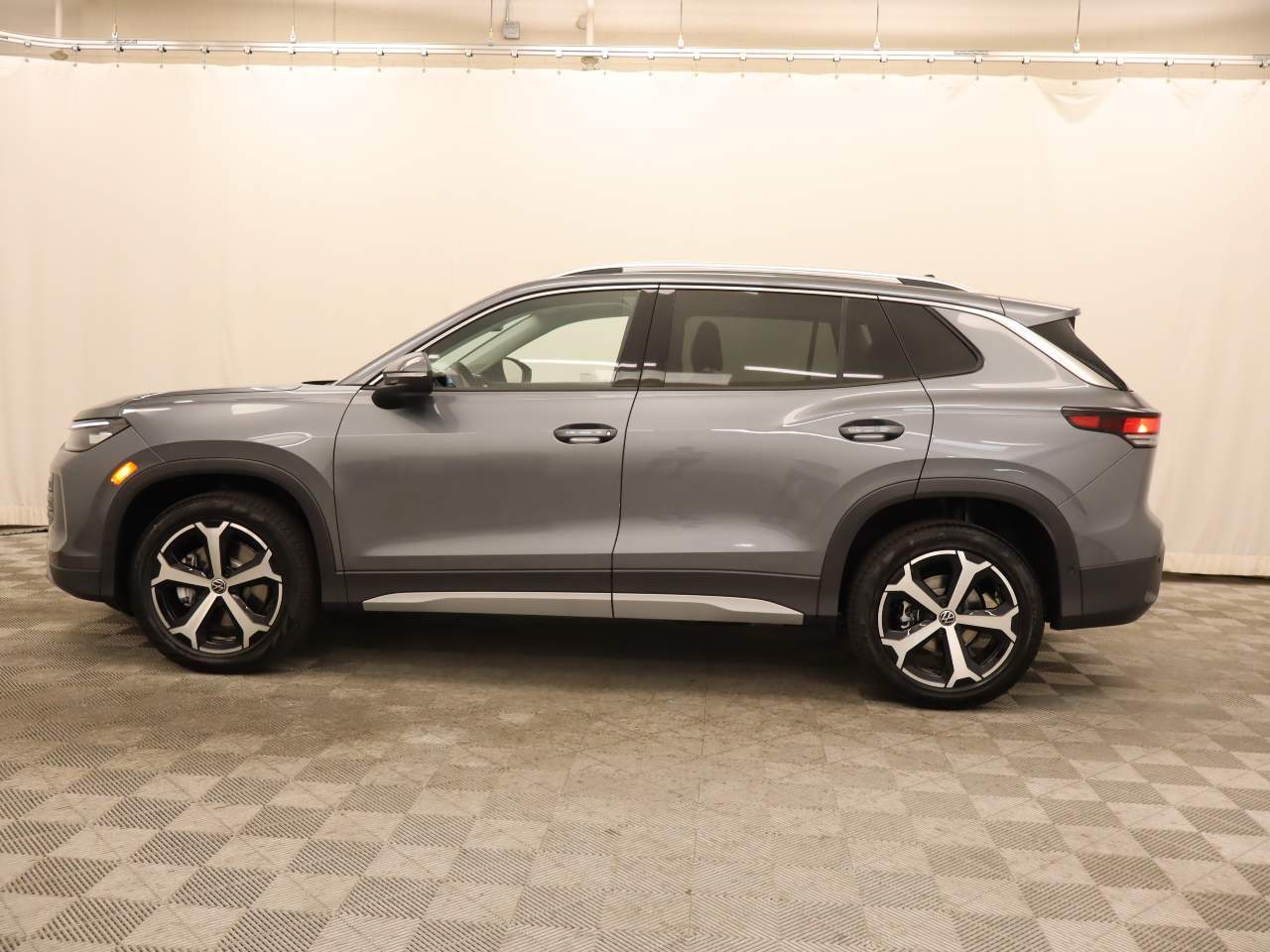 2026 Volkswagen Tiguan SE 4Motion