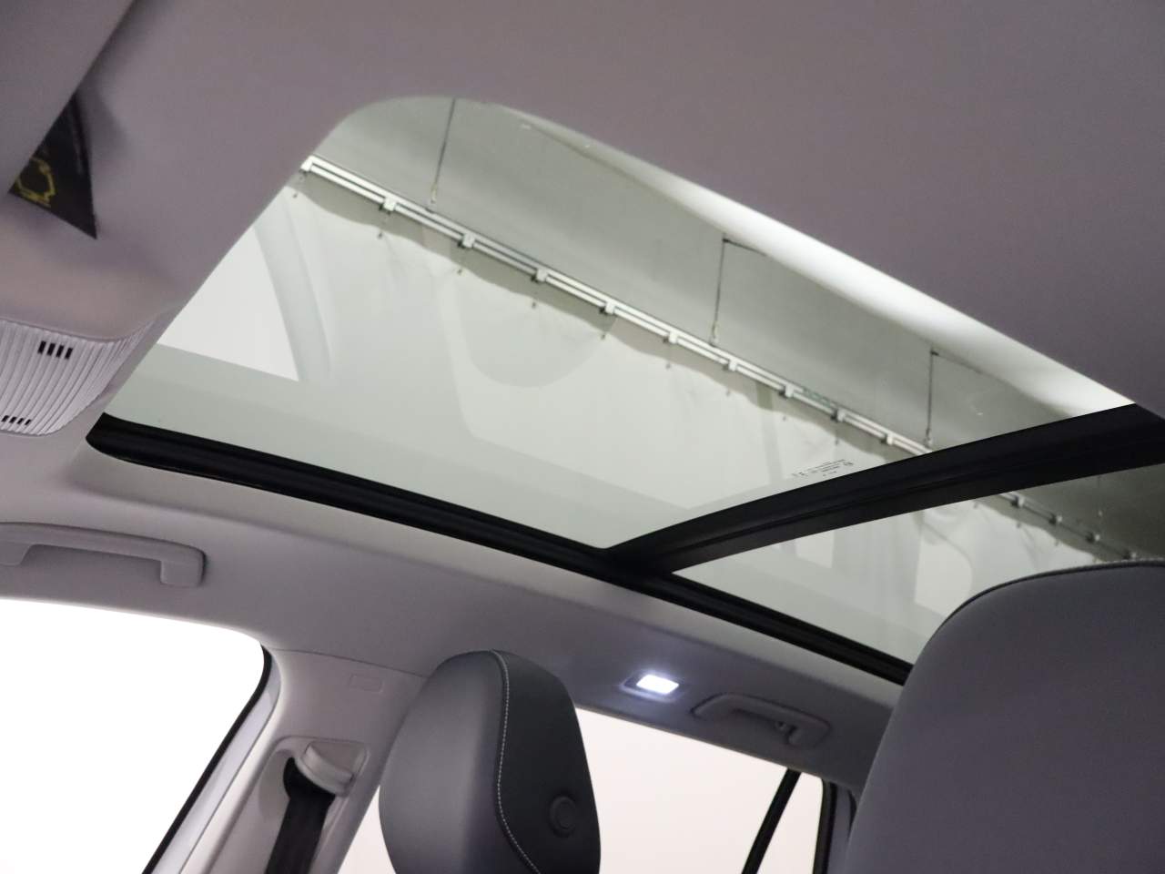 2026 Volkswagen Tiguan SE 4Motion